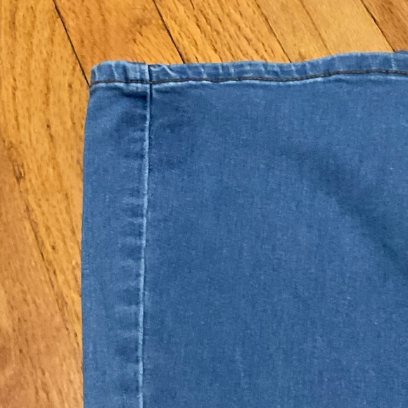 Free People We the Free Penny Pull On Stretch Flare Leg Denim Jeans  26 - Picture 9 of 13